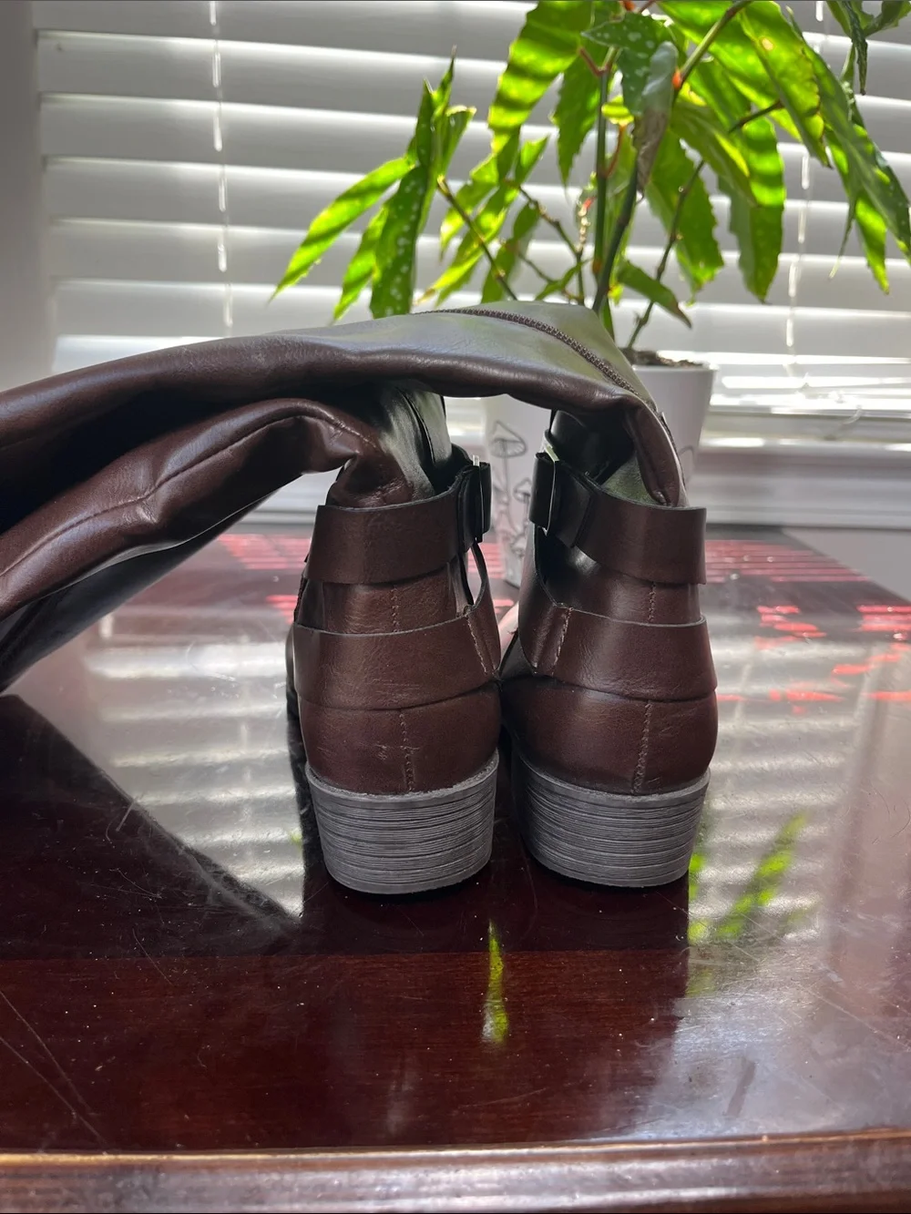 Me too Women’s Knee-High Riding Boots in Dark Brown size 5.5 M